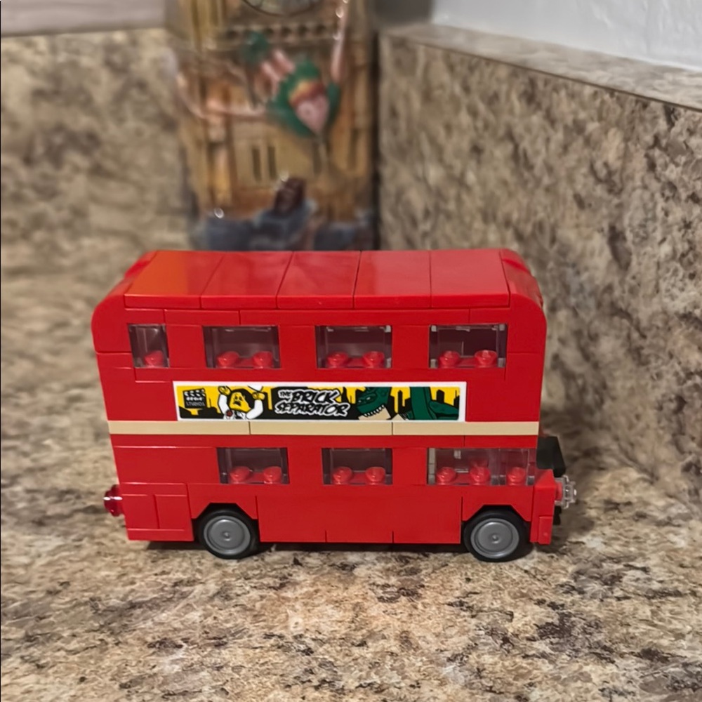 Lego London Red Double-Decker Bus - Picture 4 of 5
